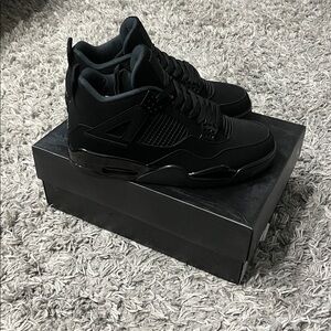 Air Jordan 4 Black Cat Size 10 (2020)